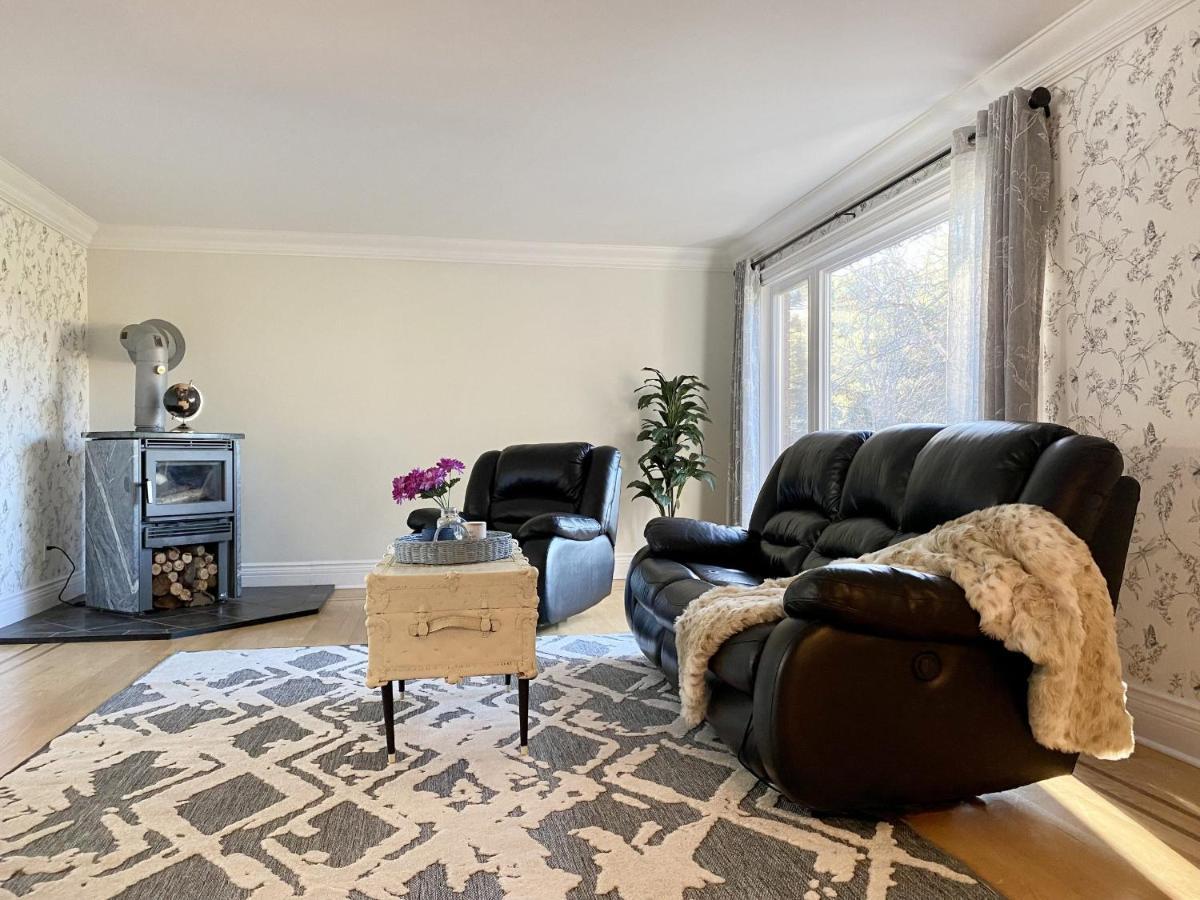 5000+ Sqft Cottage Near Toronto Bolton Экстерьер фото