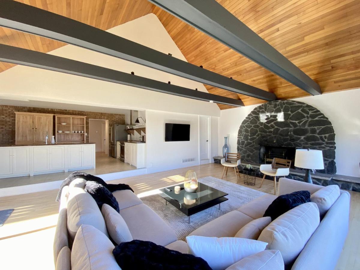 5000+ Sqft Cottage Near Toronto Bolton Экстерьер фото